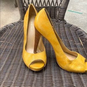 Nine West yellow scale skin feel heels